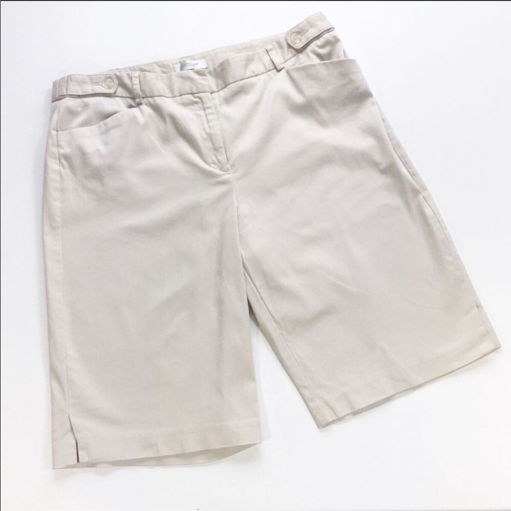 Van Heusen Khaki Stretch Shorts sz 10